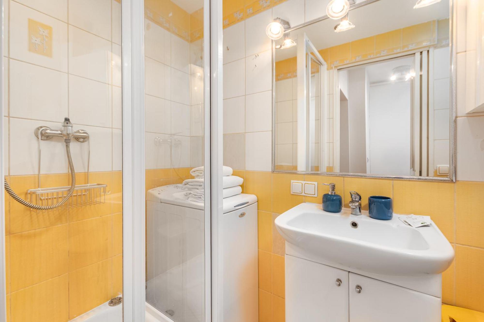 Raclawicka 42 By Homeprime Varšava Exteriér fotografie